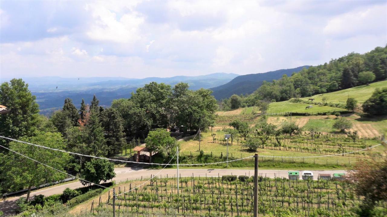 A Due Passi Dal Chianti Apartment คาวริเลีย ภายนอก รูปภาพ